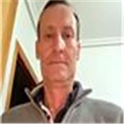 Particular  con nivel avanzado oral y escritodoy clases  de francés para principiantes. 