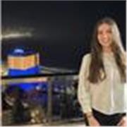 Profesora de repaso general para niños de hasta 12 años