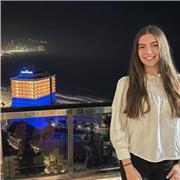 Profesora de repaso general para niños de hasta 12 años