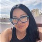 Profesora de castellano como segundo idioma para adolescentes y adultos.