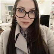 Professeure diplômée en Sciences Philosophiques propose des cours en ligne d'italien et de philosophie.