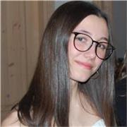 Studentessa universitaria di fisica disponibile per ripetizioni di matematica e fisica (medie e superiori) e aiuto compiti. Certificazione B2 in inglese