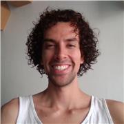 Iniciación en yoga en base a la meditación, porque el cerebro también necesita cuidado. Estas clases tienen como finalidad darle importancia al cuidado mental y energético propio