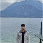 Estudiante de Ingeniería informática en el tercero curso, tengo una base muy fuerte en lenguajes de programación, IA y Matemáticas