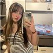 Soy una persona responsable, paciente y cercana, con muchas ganas de enseñar de forma sencilla y adaptada a cada persona. Me gusta