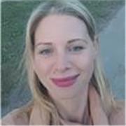 Profesora titulada con experiencia en la enseñanza de alemán, ofrece cursos online