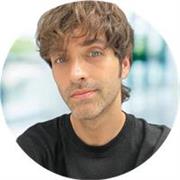 Profesor de chino con experiencia internacional en China y formación en enseñanza de idiomas. Clases online personalizadas para to