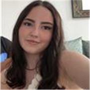 Nativa de inglés y apasionada por enseñar a cualquier nivel