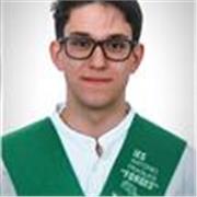 Estudiante de grado de ciencias ambientales en la UAH. Se me da bien la química y la biología y quiero ayudar a estudiantes