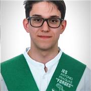 Estudiante de grado de ciencias ambientales en la UAH. Se me da bien la química y la biología y quiero ayudar a estudiantes