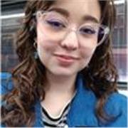 Español con experiencia en literatura hacia alumnos de universidad