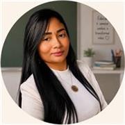 Professora com experiência com educação infantil e fundamental