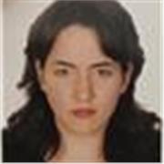 Soy una chica paciente, hablo perfectamente inglés y creo que podría ayudarte con facilidad a entender lo que más te atasca. 