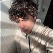 Professor particular de português, e alemão, acadêmico da Universidade Federal do Paraná, professor tutor na Tom Educação