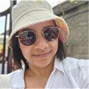 Soy una profesora de español nativo, carismática y comprometida.