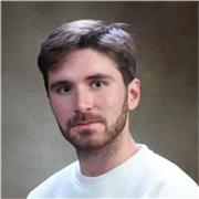 Laureato in composizione per musica applicata offre lezioni di materie legate alla composizione e alla teoria musicale