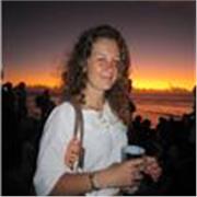 Profesora de apoyo escolar nativa francesa con diploma de litteratura francesa. Acompañamiento Personalisado y temas varias
