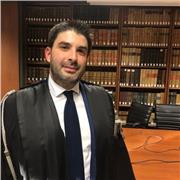 Avvocato impartisce lezioni di diritto e assistenza alla preparazione di tesi, tesine e singoli esami a studenti delle scuole superiori e universitari