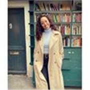 Profesora de Universidad se ofrece para dar clases de español
