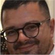 Laureato in Diritto, diploma liceo classico ripetizioni di diritto, e storia