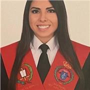 profesora titulada en Derecho con 6 años de experiencia, disponible online y a domicilio