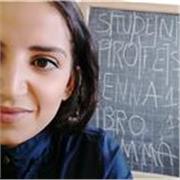 Insegnante, con master in didattica ed interculturalità, impartisce lezioni di Arabo-Italiano-Francese-Inglese ed Italiano