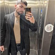 Insegnante di qualsiasi materia a carattere psicologico, filosofico, evoluzionistico, sociologico e in parte anche economico. Inoltre provvedo anche all'insegnamento della lingua inglese al livello B2