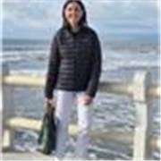 Laureata in Farmacia e abilitata all’insegnamento nelle scuole. Aiuto in ripetizioni di materie scientifiche