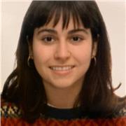 Maestra de educación infantil y primaria, especializada en el área de lenguas y literatura