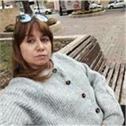 Graduada en formación profesional de administración, psicología infantil, riesgos laborales, recursos humanos, secretariado.