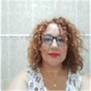 Profesora titulada por el instituto Británico nivel nativo en inglés C2