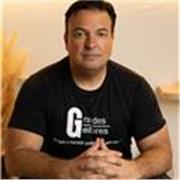 Professor Particular de Inglês com foco no  Business English . Também aberto para lecionar para adolescentes e jovens adultos (ver disponibilidade)