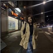 Studentessa universitaria impartisce lezioni di inglese e aiuto compiti per tutti i livelli