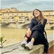 Studentessa offre ripetizioni per elementari e medie in tutte le materie. Per ragazzi delle superiori biologia e chimica organica