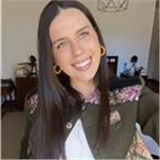 Estudiante de arquitectura responsable y comprometida.  Puedo impartir clases de inglés y asignaturas tanto de primaria como deESO