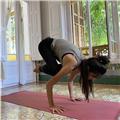 Clases de vinyasa yoga para todos los niveles, online y presenciales