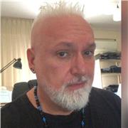 Posso aiutarti a comprendere sia la Teoria, sia il Solfeggio. Percorreremo in la strada che serve per centrare il tuo obbiettivo