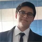 Futuro profesor de matemática imparte clases particulares a personas de todas las edades