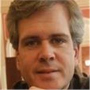 Licenciado en Derecho con 15 años de experiencia ejerciendo como abogado tanto en despacho como en empresas