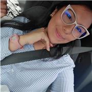 La profe da clases a niños de todas las edades