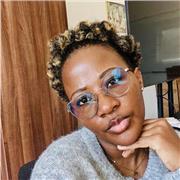 English teacher who can teach people of all ages.