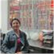 Maestro de materias generales con experiencia con adolescentes y adultos