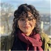 Profesora de inglés apta para niños y adolescentes (con experiencia previa) 
