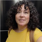 Profesora titulada en pedagogía y filología inglesa con más de 20 años de experiencia.