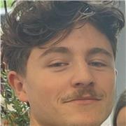 Cours de soutien scolaire et de préparation aux contrôles par un étudiant de Mathématiques