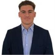 Auditeur financier en cabinet et étudiant en alternance en Master 2 CCA.