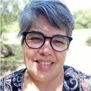 Profesora de física titulada con varios años de experiencia. Son clases realmente dirigidas a tus necesidades en la materia