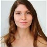 Laureata magistrale in lingue, con esperienza nell’insegnamento e nell’aiuto compiti. Offro un metodo chiaro, motivante e adattato