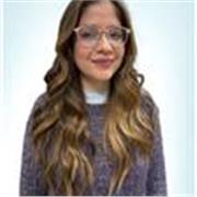 Licenciada en Comunicación Social, profesora de castellano, comunicación y oratoria