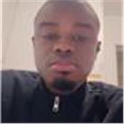 Enseignant d'histoire, philosophie et de français près à vous soutenir.